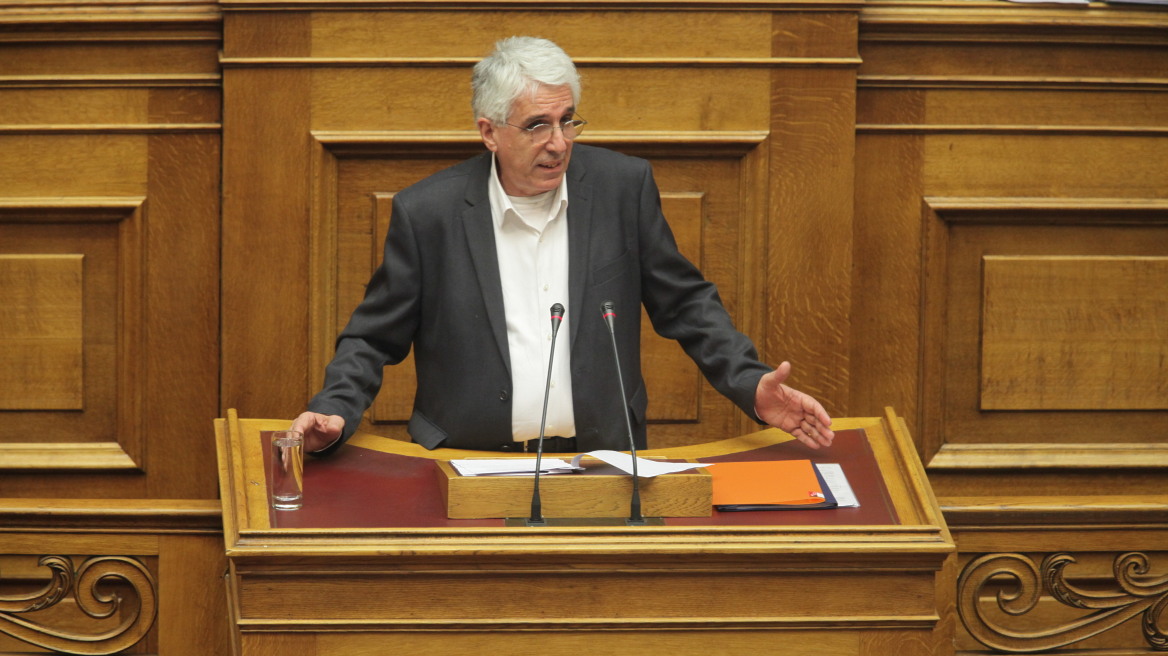 Παρασκευόπουλος: Το σύμφωνο συμβίωσης αφουγκράζεται την κοινωνία